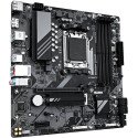 Tarjeta Madre Gigabyte B650M D3HP AM5, DDR5, 7600MHz, Micro ATX, HDMI, DisplayPort