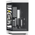 Gabinete HYTE Y70 Touch Infinite Panda con Pantalla LCD Touch 14.9", Negro/Blanco